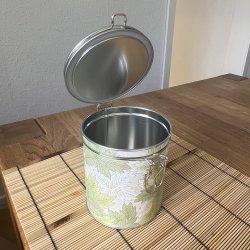 Ayano te-/kaffed�se